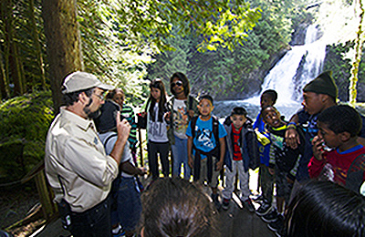 Photo of a guided tour at the watershed