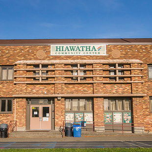 Hiawatha Community Center