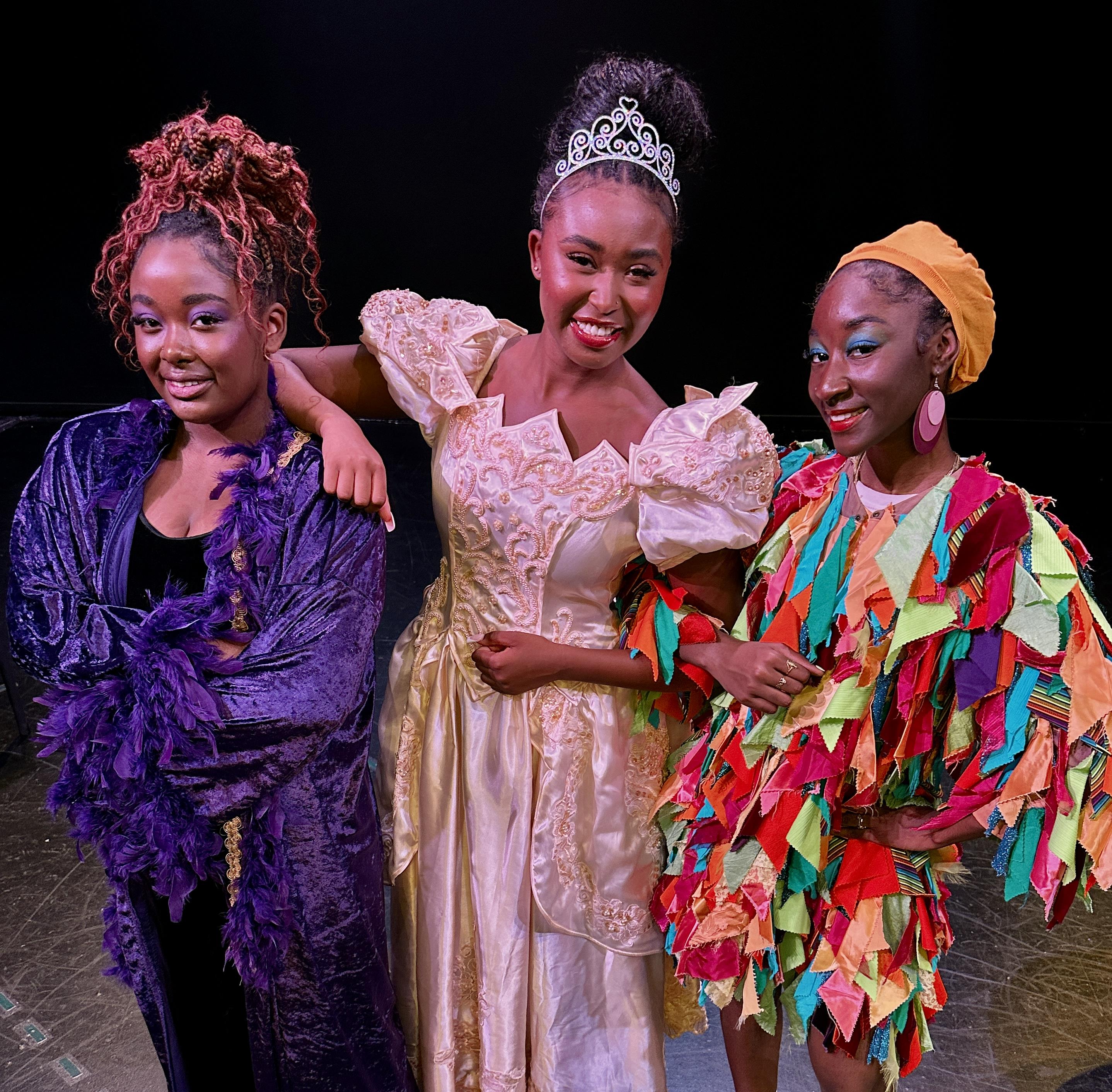 Three teen actors from Snow Whyte and the Seven