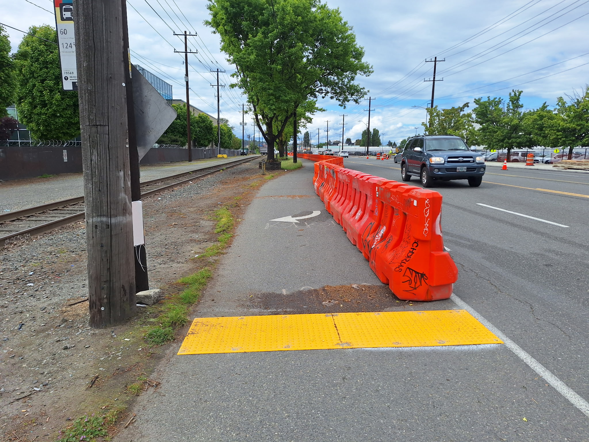 New temporary protected bike lane on the south side of E Marginal Way S
