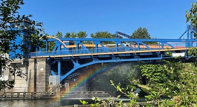 A rainbow over the Fremont bridge