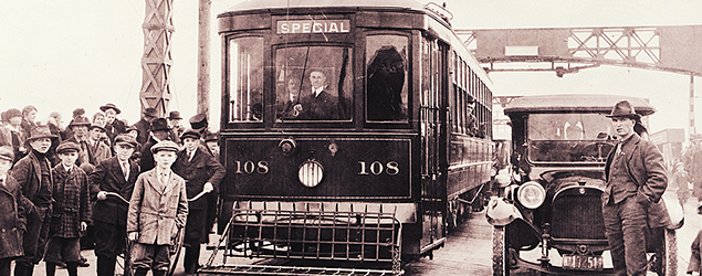 Municipal Street Railway formal opening, 1918. Item 12506, Department of Streets and Sewers Photograph Collection (Record Series 2625-10) 