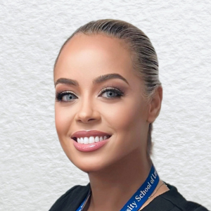 Headshot of Beverly Smith